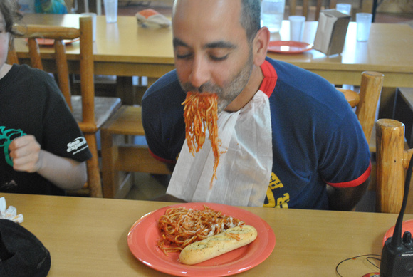 2014_S2_Dr. Adel Younoszai_no hands spaghetti (2)